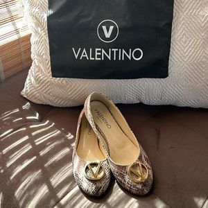 Authentic Snakeskin Valentino Ballet Flats 🐍